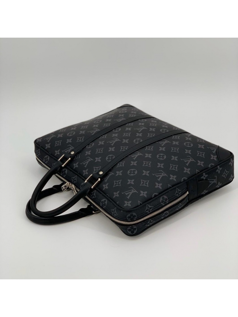 Портфель Louis Vuitton